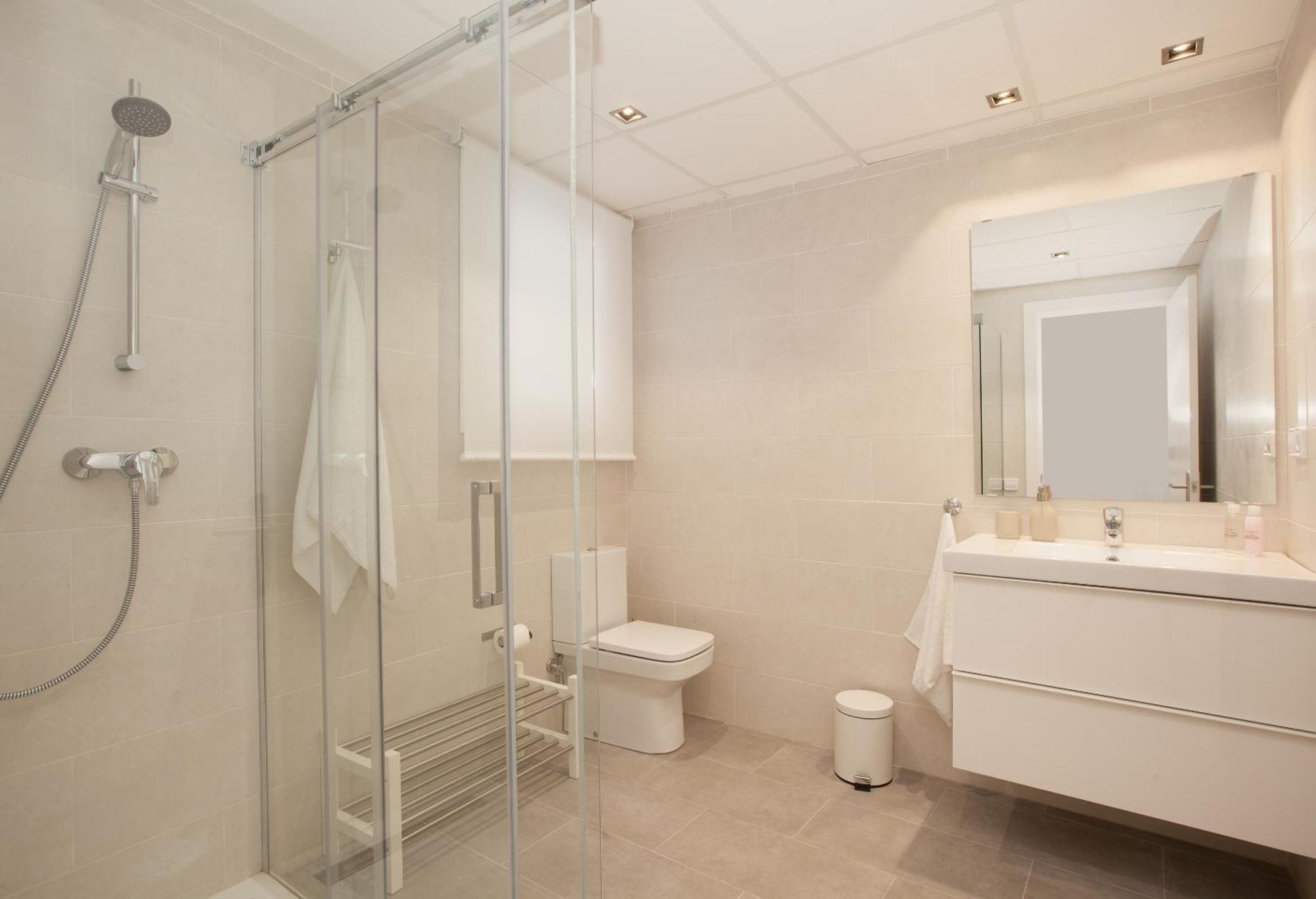 Click&flat Seneca Apartament *
