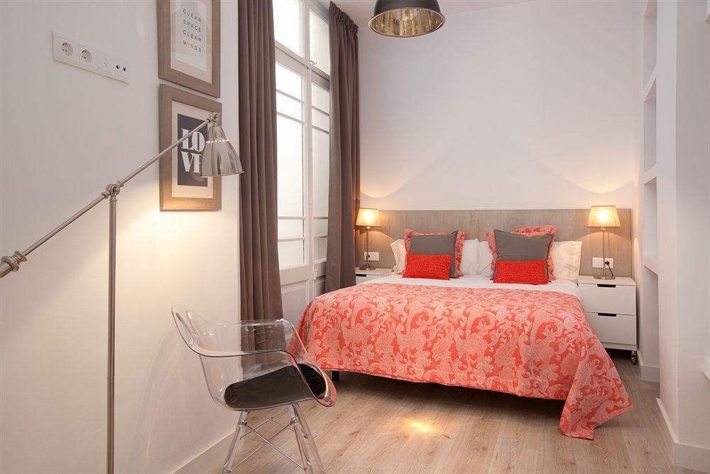 Click&flat Seneca Apartament Barcelona